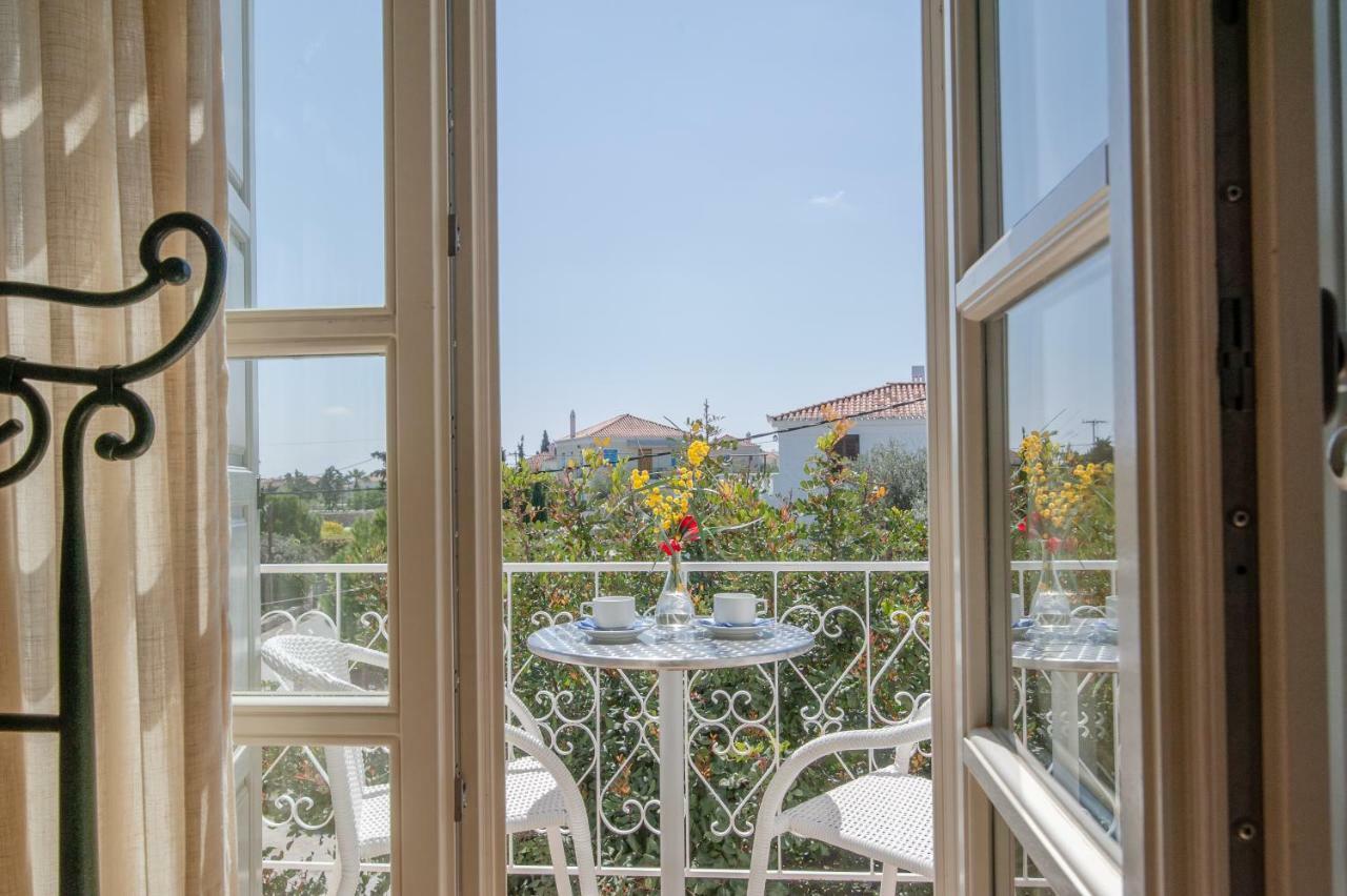 Mimoza Hotel Spetses Town Exterior photo